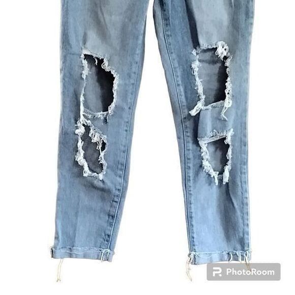 Rewash Super High Rise Mom Ankle Jeans Destroyed Distressed Junior Sz 3 26 - Picture 3 of 7